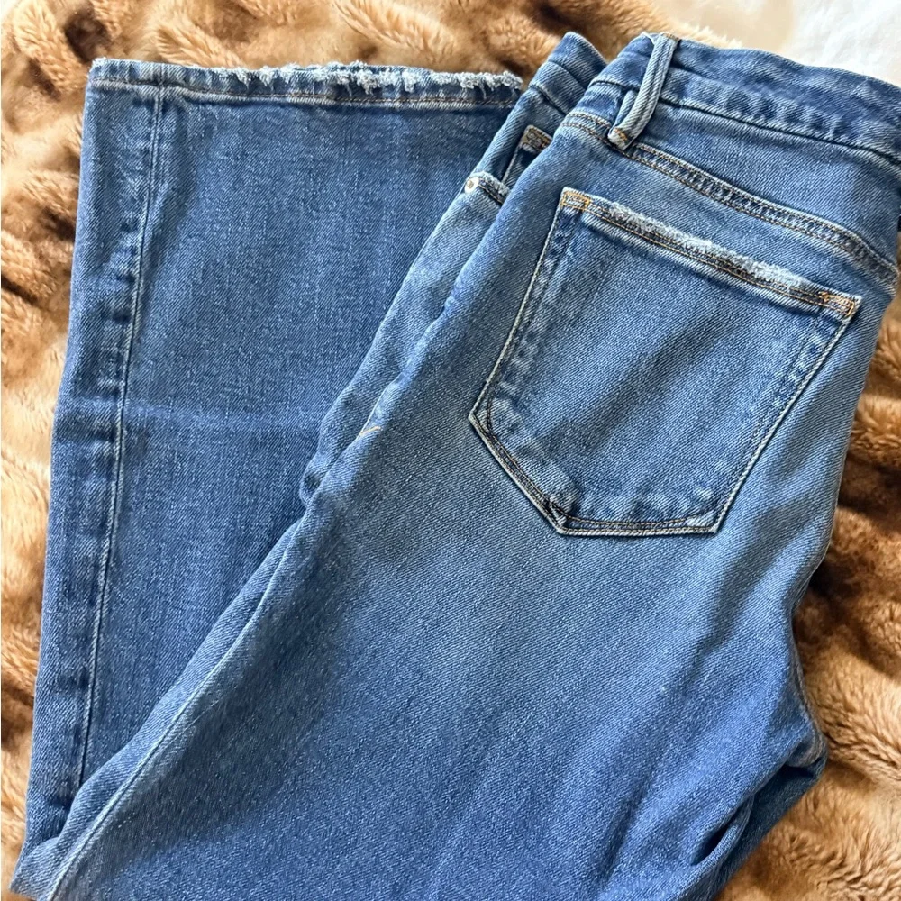 Good American Always Fits Good Legs Straight Jeans - Picture 2 of 5